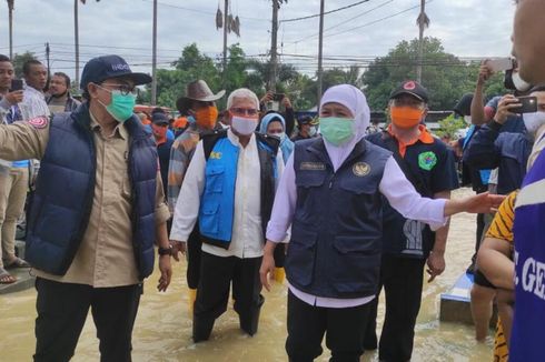 Banjir Rendam 9 Desa dan Kelurahan di Pamekasan, Seorang Bocah Tewas Tersetrum