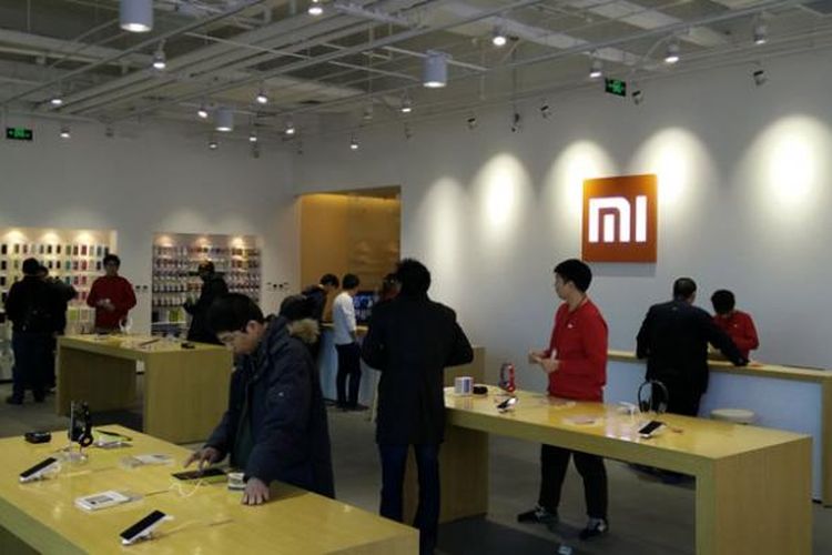 Mi Home, toko aksesoris dan experience center untuk mencoba berbagai gadget dan perangkat elektronik buatan Xiaomi di Beijing.