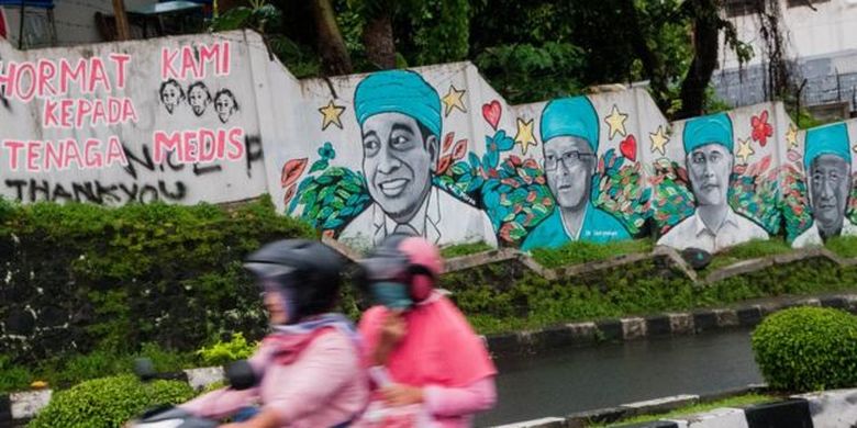 Mural dukungan kepada tenaga medis. 