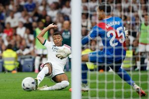 Debut Emil Audero di Vallecano, Tahan Sundulan Dumfries Hingga Dijebol Mbappe 2 Kali