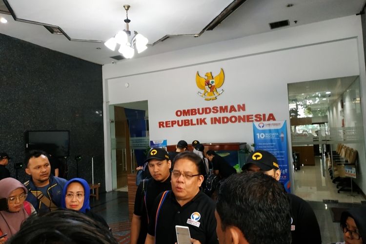 Komisioner Ombudsman Republik Indonesia, Adrianus Meliala, memberikan keterangan kepada wartawan di Kantor Ombudsman Republik Indonesia di Kuningan, Jakarta Selatan,.Sabtu (28/12/2019. 