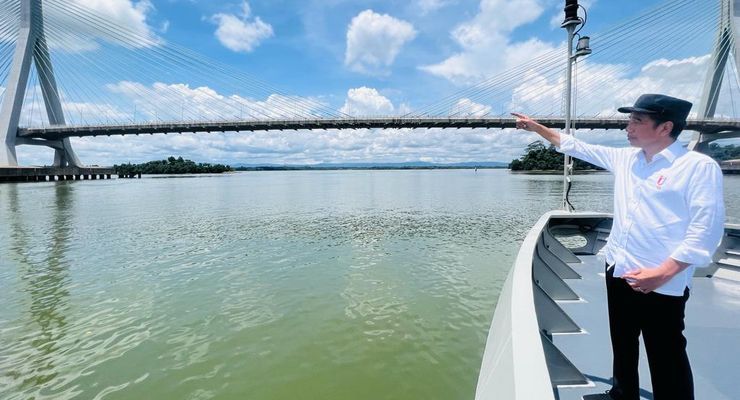 Jokowi Gunakan KRI Escolar-871 Tempuh Jalur Laut untuk Tinjau IKN  