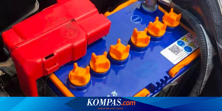 Begini Cara Mudah Merawat Aki Mobil Listrik
