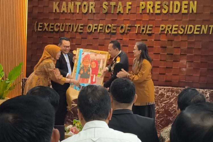 Kelakar KSP Listyo Sigit di Sertijab: Urusan yang Pinter-pinter Kasih Anak Buah, “Bonek” biar Saya