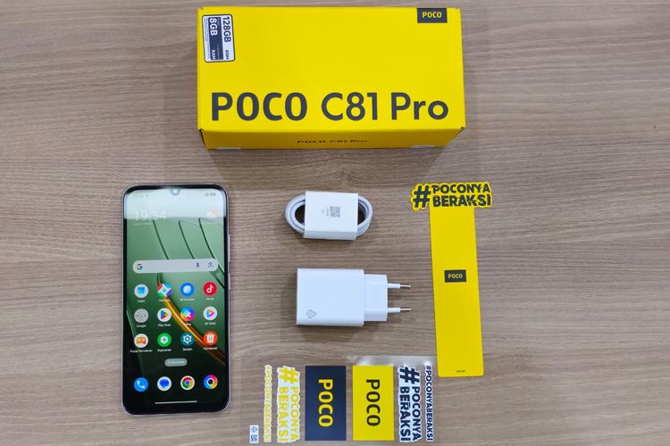 Isi kotak kemasan Poco C81 Pro.