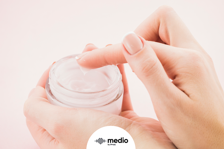 Sering mengganti skincare ternyata bisa berbahaya untuk kesehatan kulit wajah kamu.