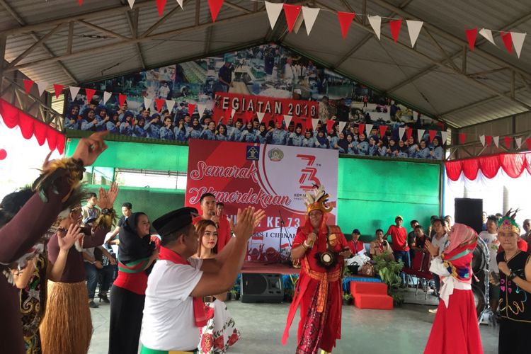 Saipul Jamil sedang bernyangi di Lapas Kelas I Cipinang, Jakarta Timur, Jumat (17/8/2018).