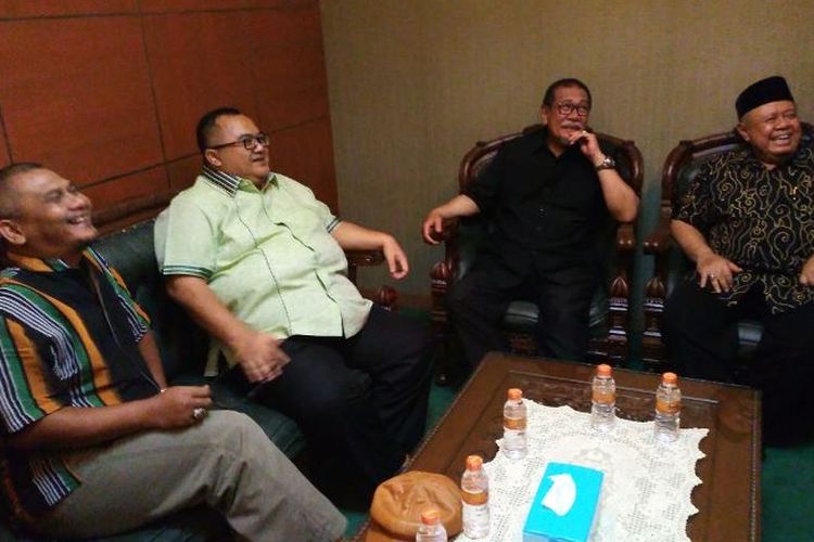 Wakil Gubernur Jawa Barat Deddy Mizwar bersilaturahim ke kantor DPW PPP Jawa Barat, Selasa (21/11/2017).