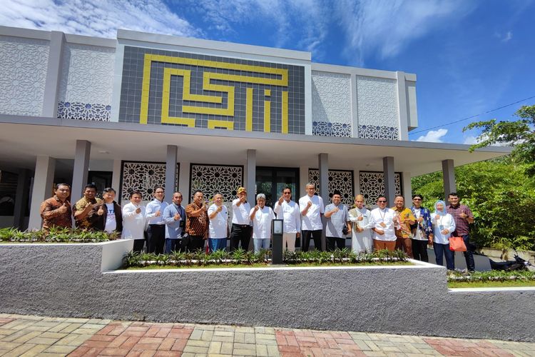 Peresmian Masjid Al Fatih GrahaLaras Sentul di kawasan perumahan GrahaLaras Sentul pada Jumat (3/03/2023).
