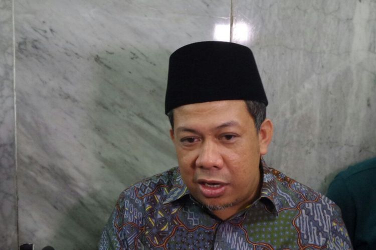 Wakil Ketua DPR RI Fahri Hamzah di Kompleks Parlemen, Senayan, Jakarta, Jumat (28/7/2017).