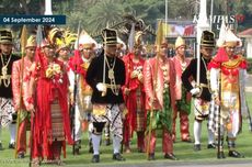 Defile Pasukan Warnai Penyambutan Paus Fransiskus di Istana Merdeka