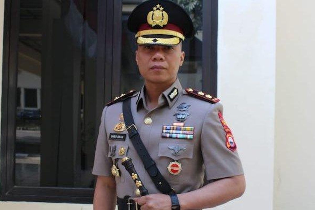 AKBP Sarly Sollu, Kapolres Tangerang Selatan.