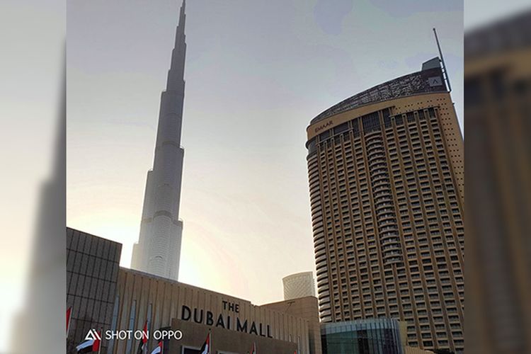Burj Khalifa, difoto menggunakan Oppo 17 Pro