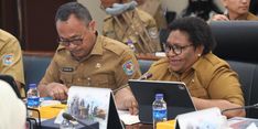 Wamendagri Ribka Haluk Paparkan Perkembangan Pembangunan DOB Papua