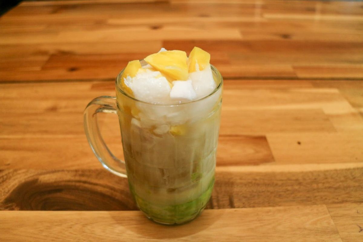 Es teler di Es Teler Sari Mulia Asli