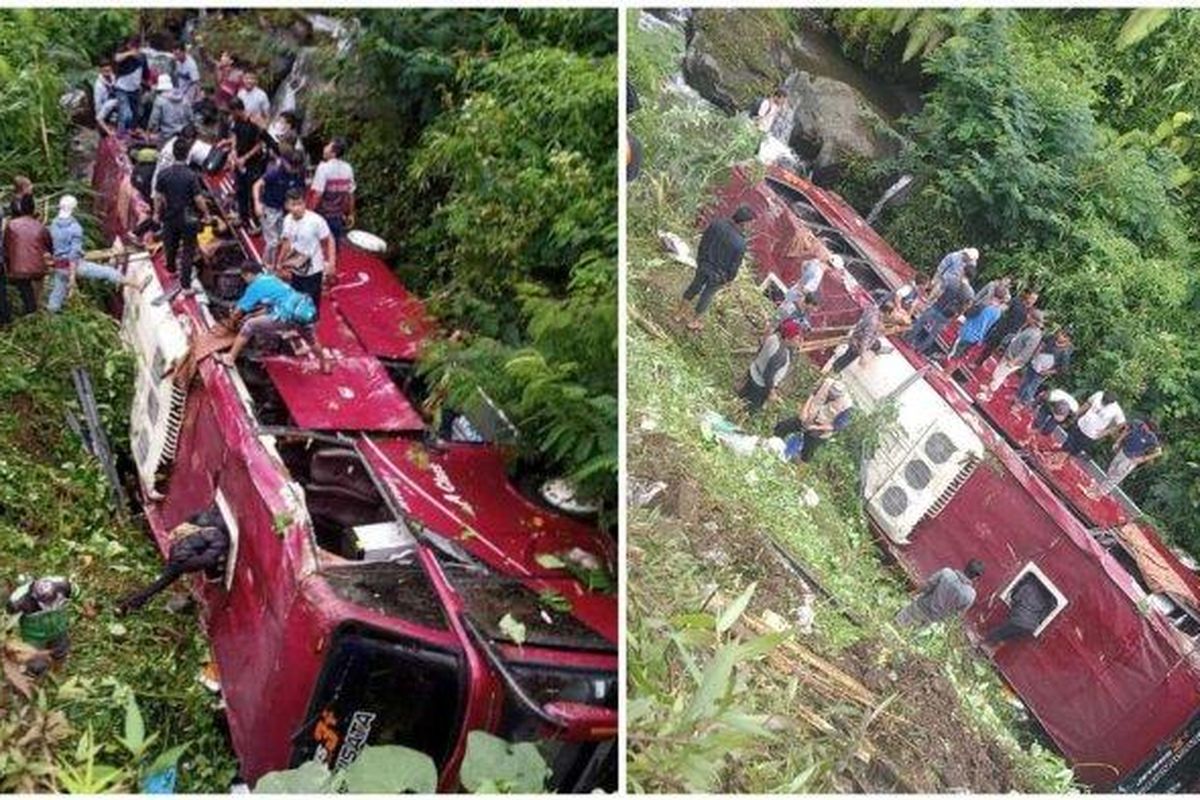 Sejumlah warga sekitar lokasi kejadian mengevakuasi penumpang bus besar yang mengalami kecelakaan masuk jurang di Objek Wisata Guci, Kabupaten Tegal, Jawa Tengah, Minggu 7 Mei 2023.