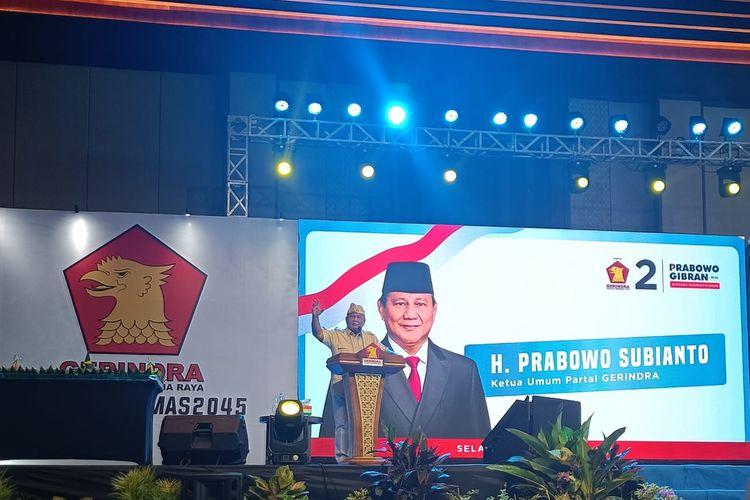 Calon presiden nomor 2, Prabowo Subianto saat berpidato acara HUT Partai Gerakan Indonesia Raya (Gerindra) ke-16 di Hotel Meru Sanur, Denpasar, Bali pada Selasa (6/2/2024). Kompas.com/ Yohanes Valdi Seriang Ginta