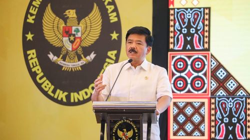 Menko Polhukam Perintahkan TNI-Polri Siapkan Alutsista Bantu Distribusi Logistik Pilkada di Papua