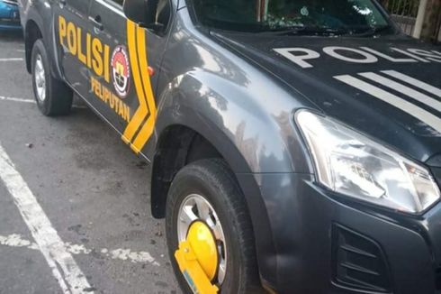 Mobil Polisi Digembok karena Parkir di Jalan, Ini Penjelasan Polisi