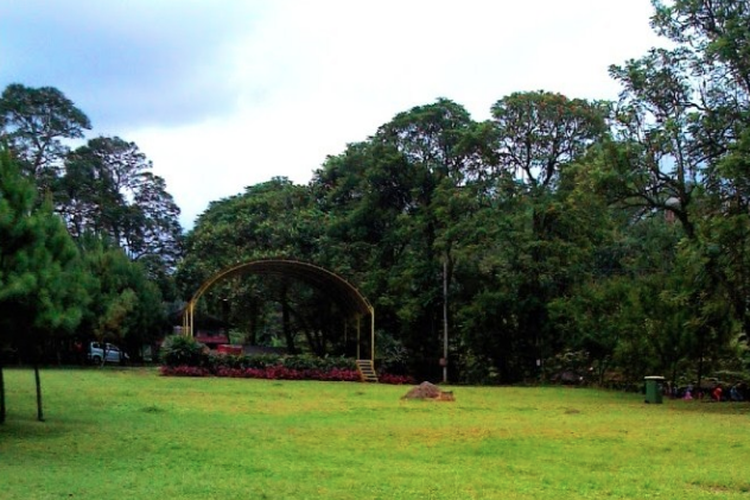 Taman Wisata Matahari, salah satu tempat wisata di Puncak yang bisa dikunjungi bersama keluarga.