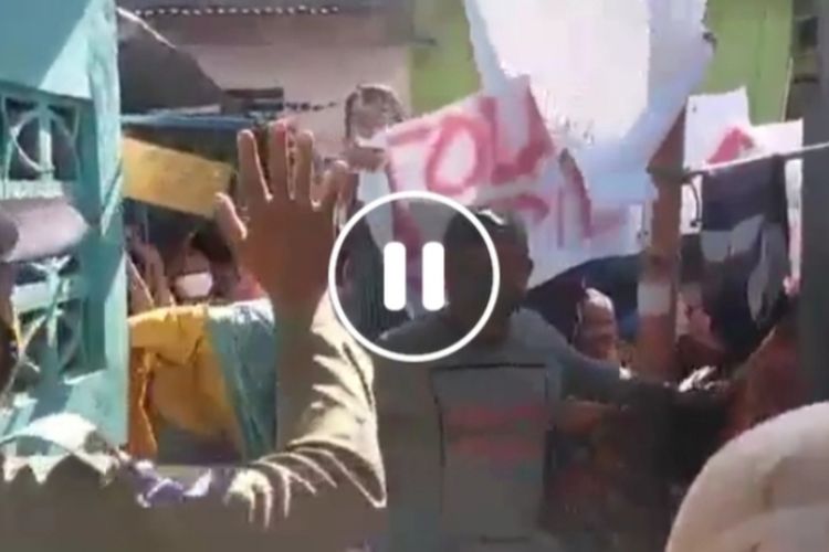 Video penolakan warga  menolak dan menghadang gugus tugas Covid-19 dan tenaga medis di kawasan Silale, Kecamatan, Nusaniwe, Kota Ambon viral di media sosial, Jumat (5/6/2020)