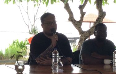 CEO Ravel Entertainment, Ravel Junardy dalam jumpa pers di kawasan Ancol, Jakarta Utara pada Jumat (25/11/2022).  