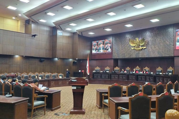 Mahkamah Konstitusi memulai uji materi upaya perbaikan terhadap Undang-undang Pilkada, Selasa (17/9/2019). 