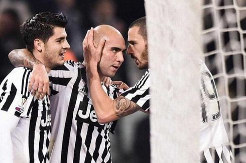 Juventus dan Napoli Melenggang ke Perempat Final