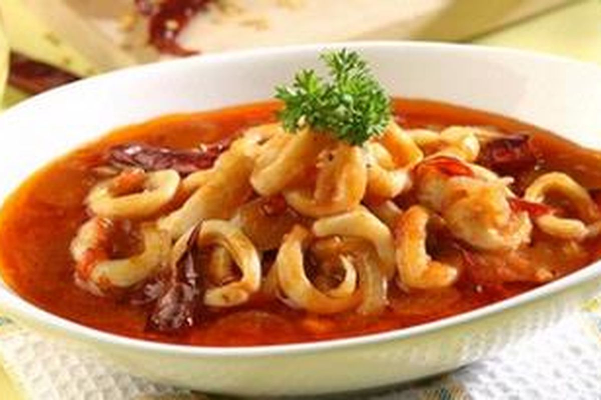 Tumis Cumi Pasta Tomat