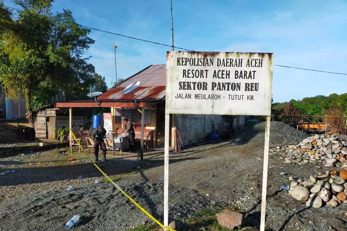 Pos Polisi di Panton Reu, Aceh Barat, ditembaki orang tak dikenal pada Kamis (28/10/2021) dini hari. Tidak ada korban jiwa dalam insiden tersebut. 