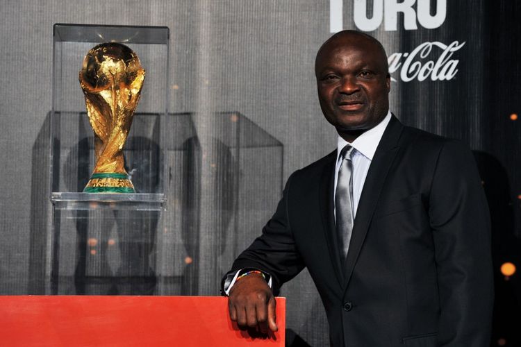 Legenda sepak bola Kamerun dan Afrika, Roger Milla.