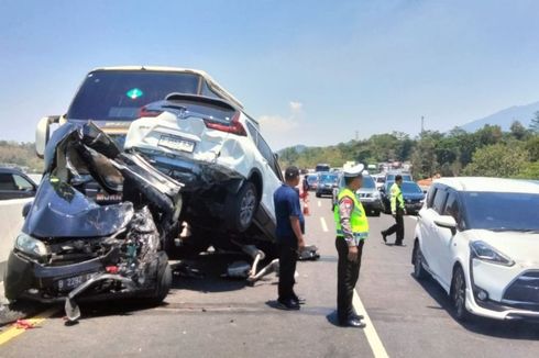 Kecelakaan Beruntun di Tol Semarang, Berawal dari Sopir Bus Tak Antisipasi Penyempitan Jalan