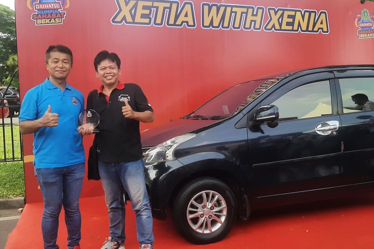 Pemenang Xetia With Xenia pada gelaran Daihatsu Kumpul Sahabat Bekasi yang dihelat di Harapan Indah, Kota Bekasi, Jawa Barat, Minggu (28/4/2024)
