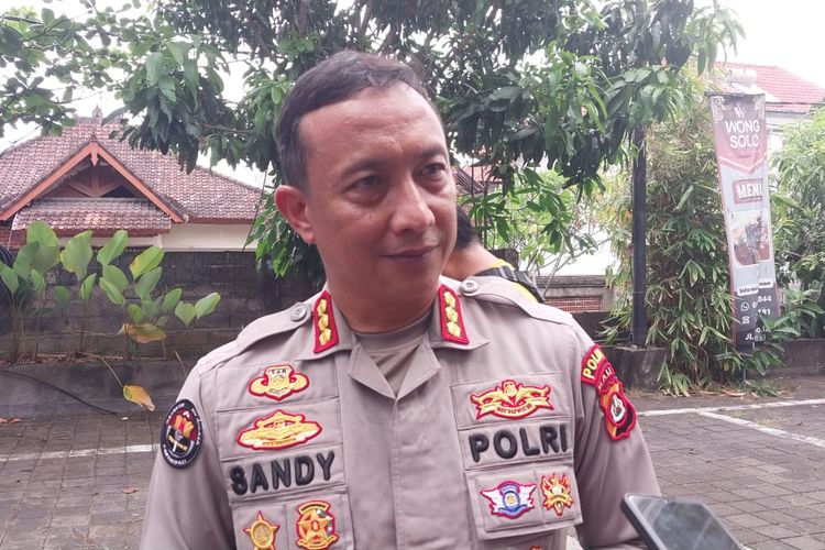 Kepala Bidang Humas Polda Bali Kombes Pol Ariasandy, pada Jumat (24/10/2025). KOMPAS.com/ Yohanes Valdi Seriang Ginta