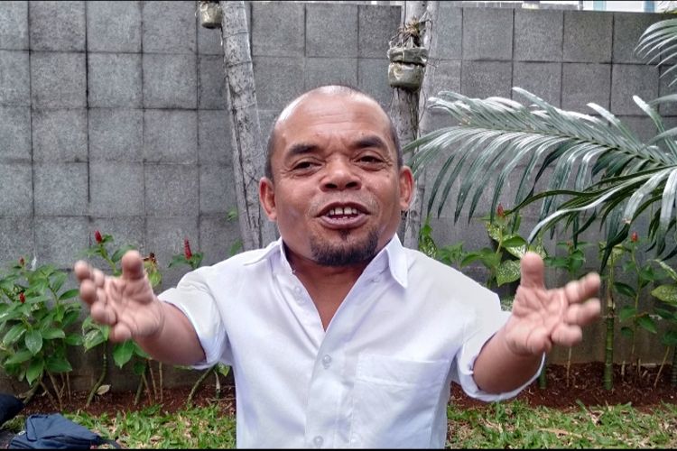 Komedian Ucok Baba saat ditemui di kawasan Tendean, Jakarta Selatan, Kamis (15/6/2023).