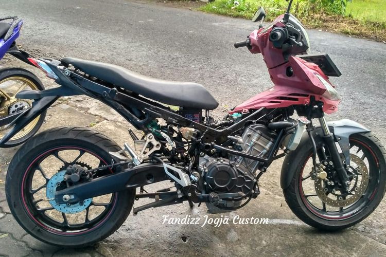 Modifikasi Honda Supra Gtr Dicangkok Mesin 250 Cc 2 Silinder