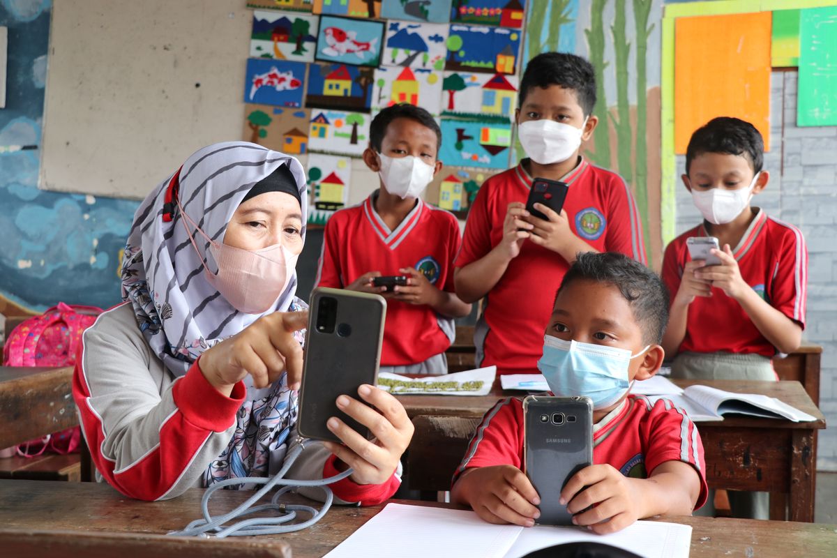 Pada penerapan Kurikulum Merdeka, refleksi menjadi bagian penting yang tidak boleh ditinggalkan, baik oleh siswa, guru, maupun kepala sekolah. Berdasarkan refleksi ini, sekolah dapat merancang program, pelaksanaan, serta tindak lanjut supervisi.