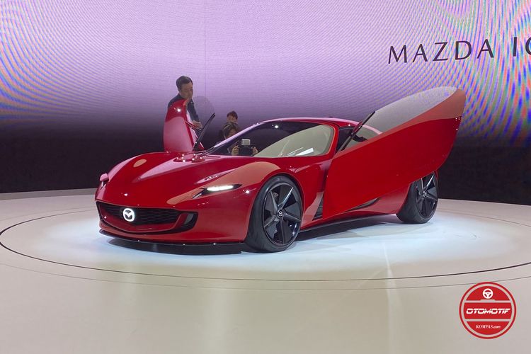 Mobil Sport Konsep Mazda Iconic SP di Japan Mobility Show 2023