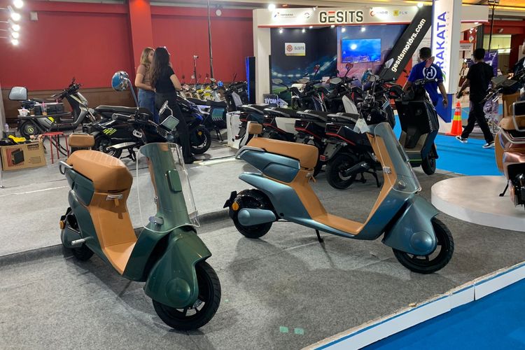 Motor listrik unik di PEVS 2024, VMove Keren Stardust