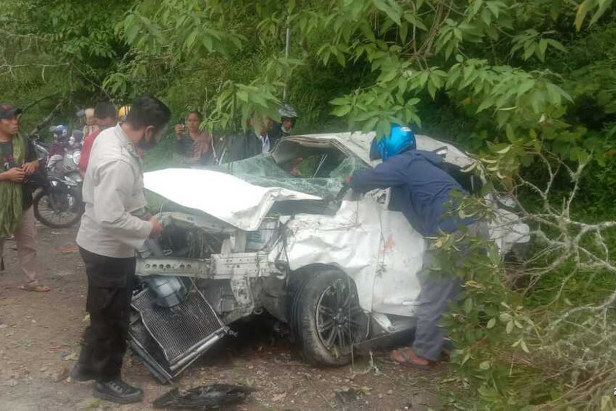 Suasana TKP kejadian rem blong di jalan Sembalun lombok timur, Rabu (13/7/2022)