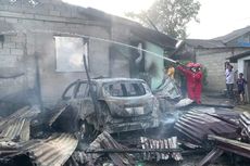 Mobil dan Motor Ikut Hangus Saat Kebakaran Rumah di Kepri