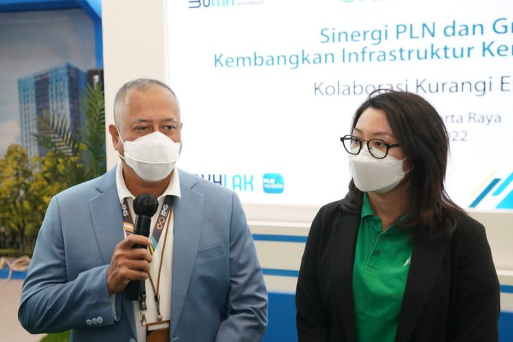 PLN dan Grab Indonesia berkolaborasi mengembangkan infrastruktur Stasiun Penukaran Baterai Kendaraan Listrik Umum (SPBKLU)