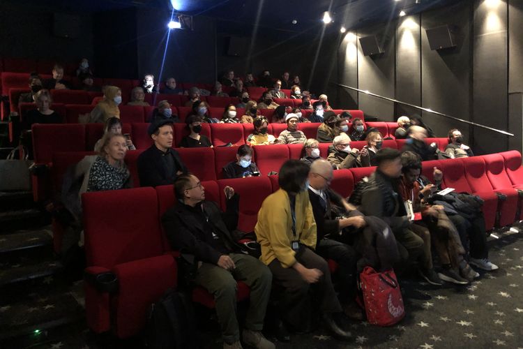 Suasana pemutaran film-film pendek Indonesia di Tampere Film Festival (12/3/2022). 