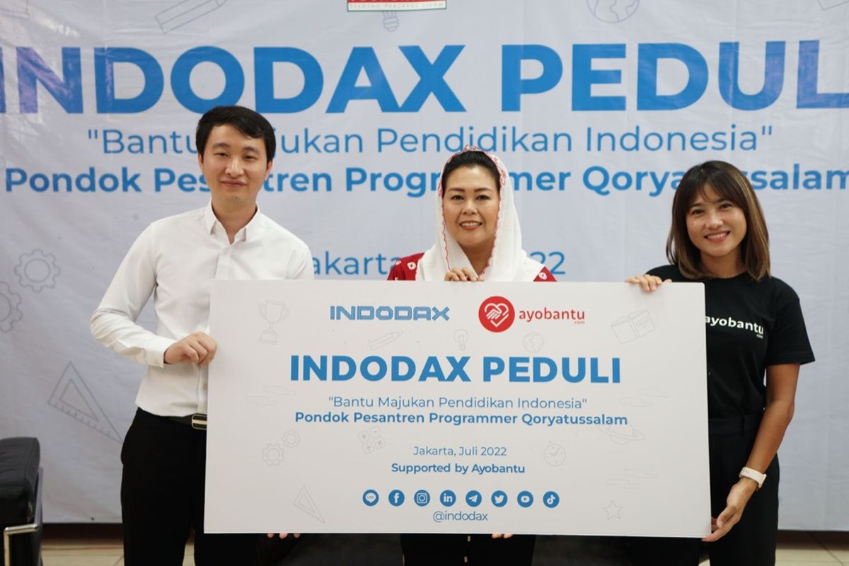 Indodax gandeng Ayobantu Lelang Lukisan Yenny Wahid