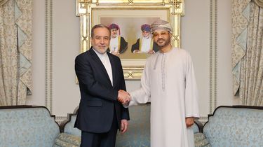 Iran-Oman Bahas Pelonggaran Lalu Lintas Selat Hormuz