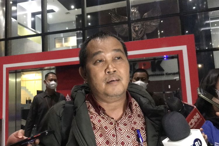 Koordinator Masyarakat Anti-Korupsi (MAKI) Boyamin Saiman saat ditemui di Gedung Merah Putih KPK, Jakarta, Selasa (17/5/2022).