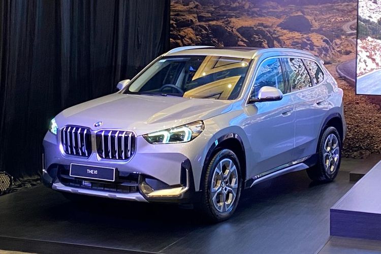 Peluncuran BMW X1