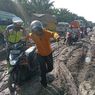 Jalan Nasional di Aceh Tamiang seperti Kubangan Lumpur, Sempat Buat Macet Panjang