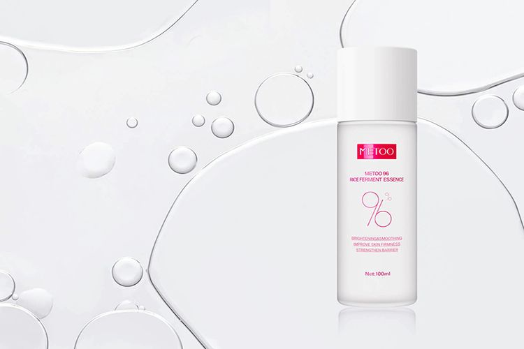 MeToo 96 merupakan rangkaian produk perawatan wajah dari MeToo yang ditujukan khusus untuk pemilik kulit wajah sensitif. 