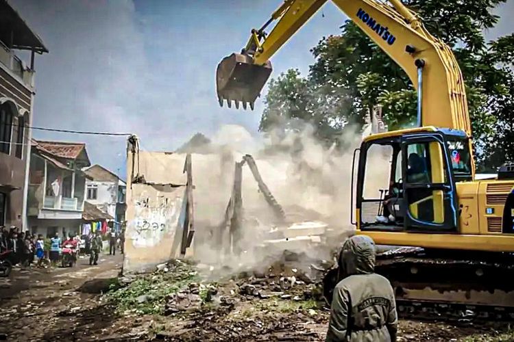 Enam Bulan Menanti Janji Relokasi, Warga Bantaran Situ Ciburuy Hidup Tanpa Kepastian